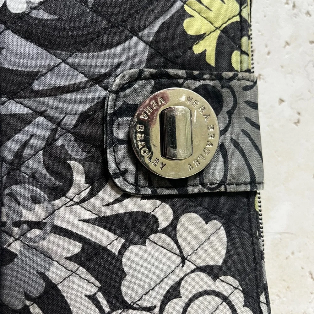 Vera Bradley Black Gray Yellow Wallet